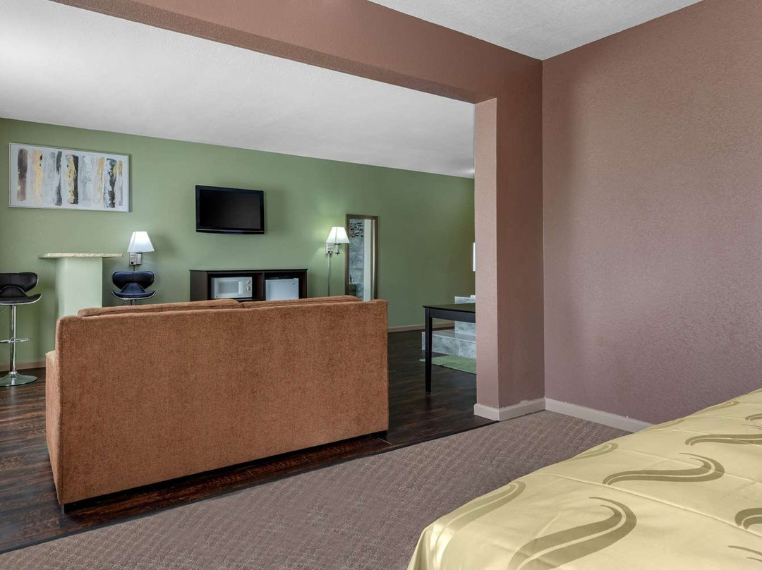 Quality Inn West Memphis I-40主图