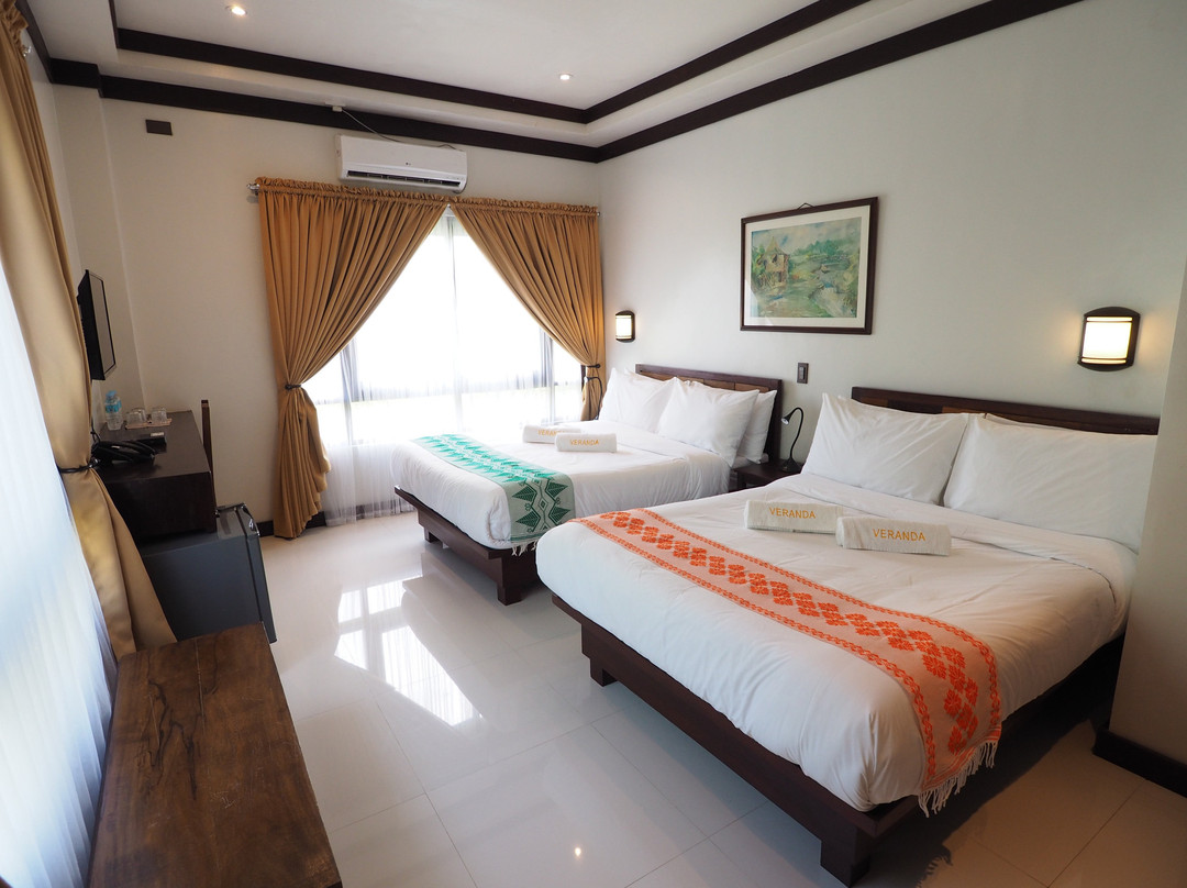 Veranda Suites and Restaurant主图