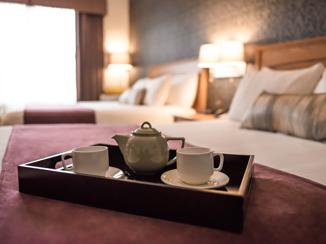 Cambridge Hotel and Conference Centre主图