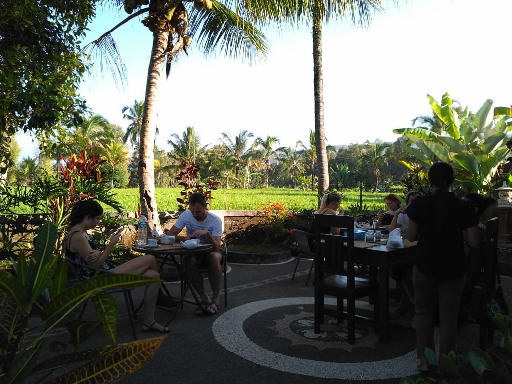 Adhitya Dharma Guest House主图