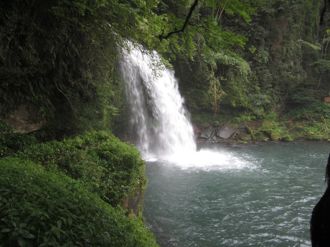 Jionnotaki Falls景点图片