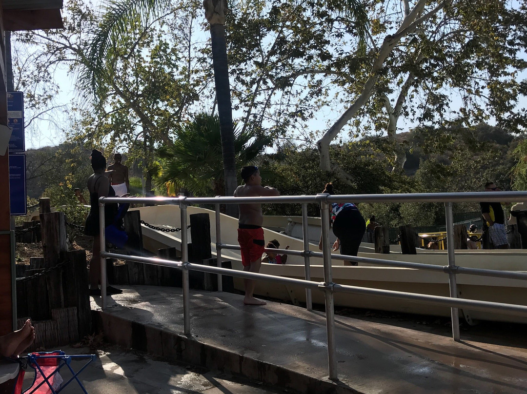 狂潮水上乐园-圣迪马斯必去景点