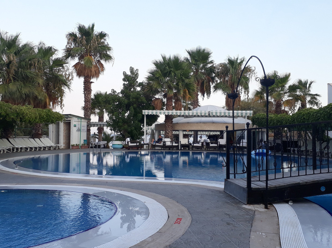 Hotel Grand Levent主图