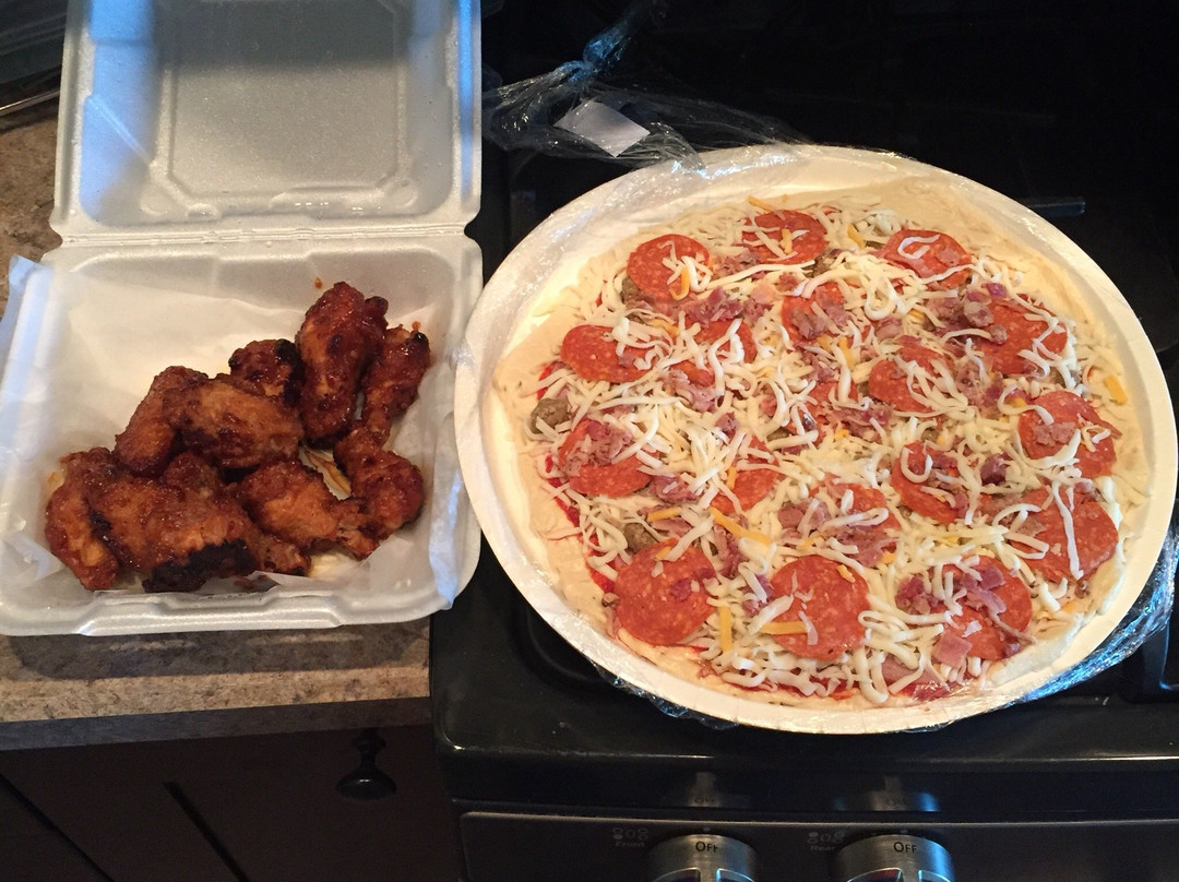 Roundup餐馆和美食-RaRa's Pizzeria & Sandwiches