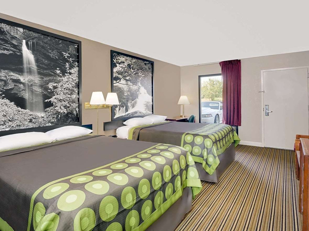 Super 8 by Wyndham Athens主图