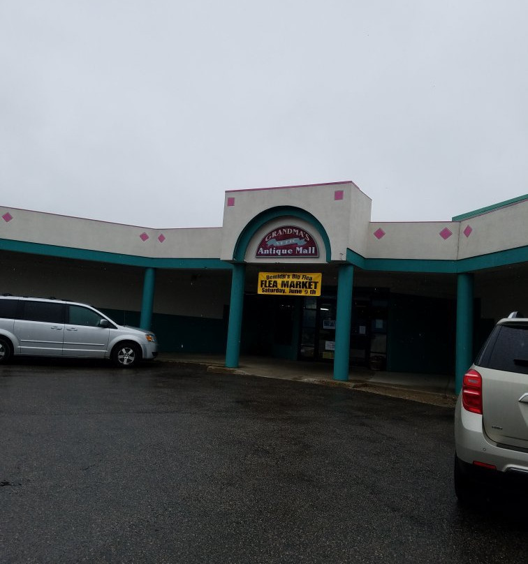 Grandma's Attic Antiques-伯米吉必去景点