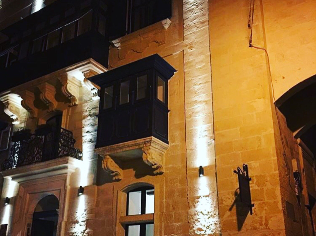 Palais Le Brun主图