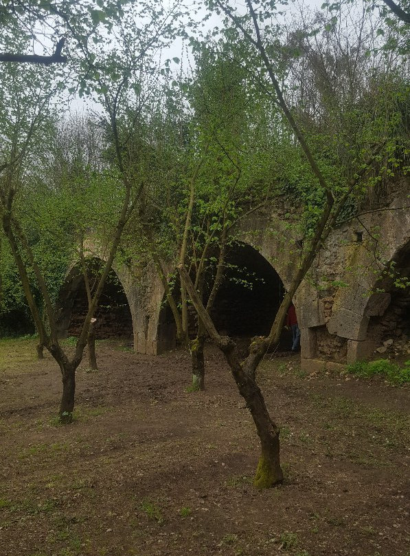 Rocchetta e Croce旅游景点-Ponte Romano