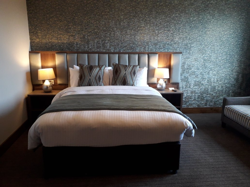 Amber Springs Hotel and Health Spa主图