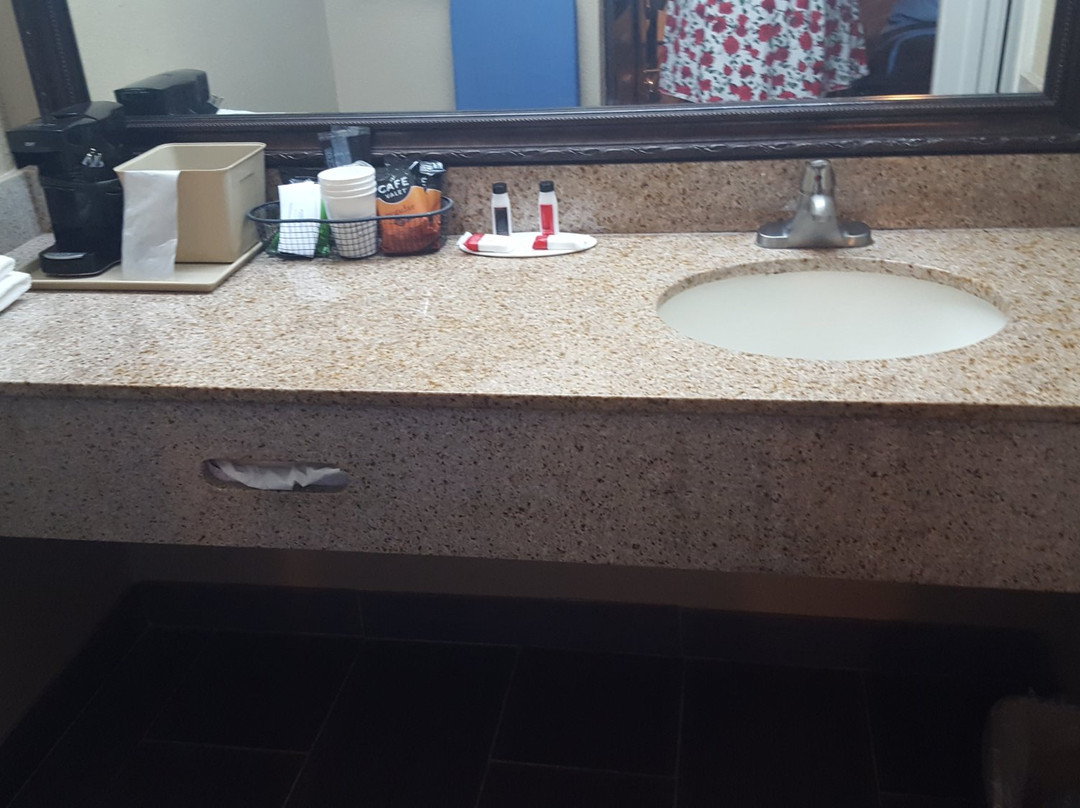 Super 8 by Wyndham Kingsville主图