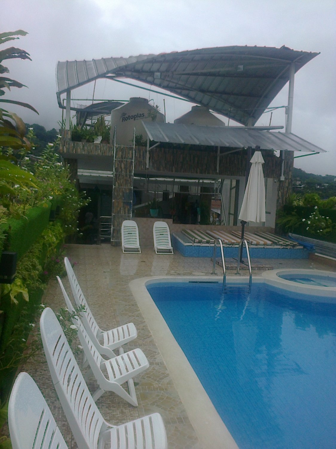 Shushupe Hotel-泳池