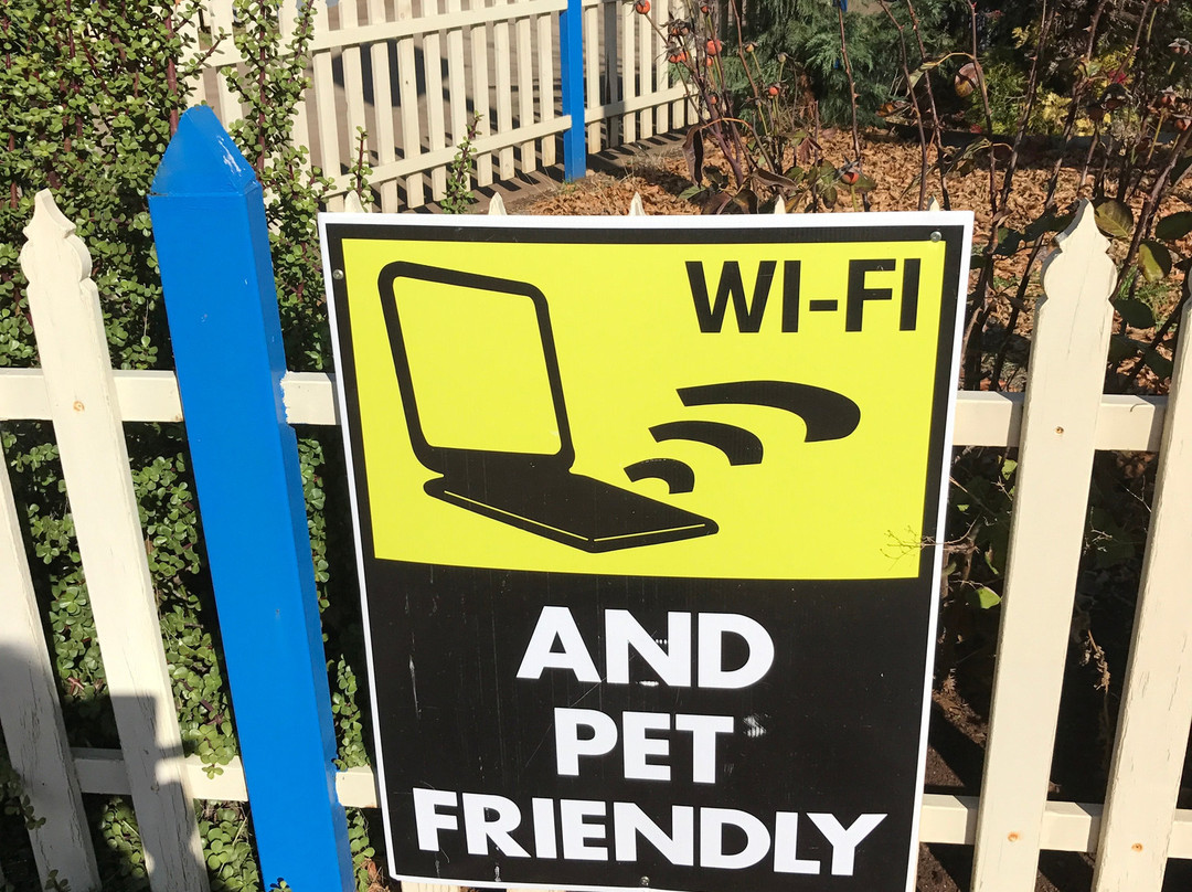 Oasis Motel Peak Hill主图