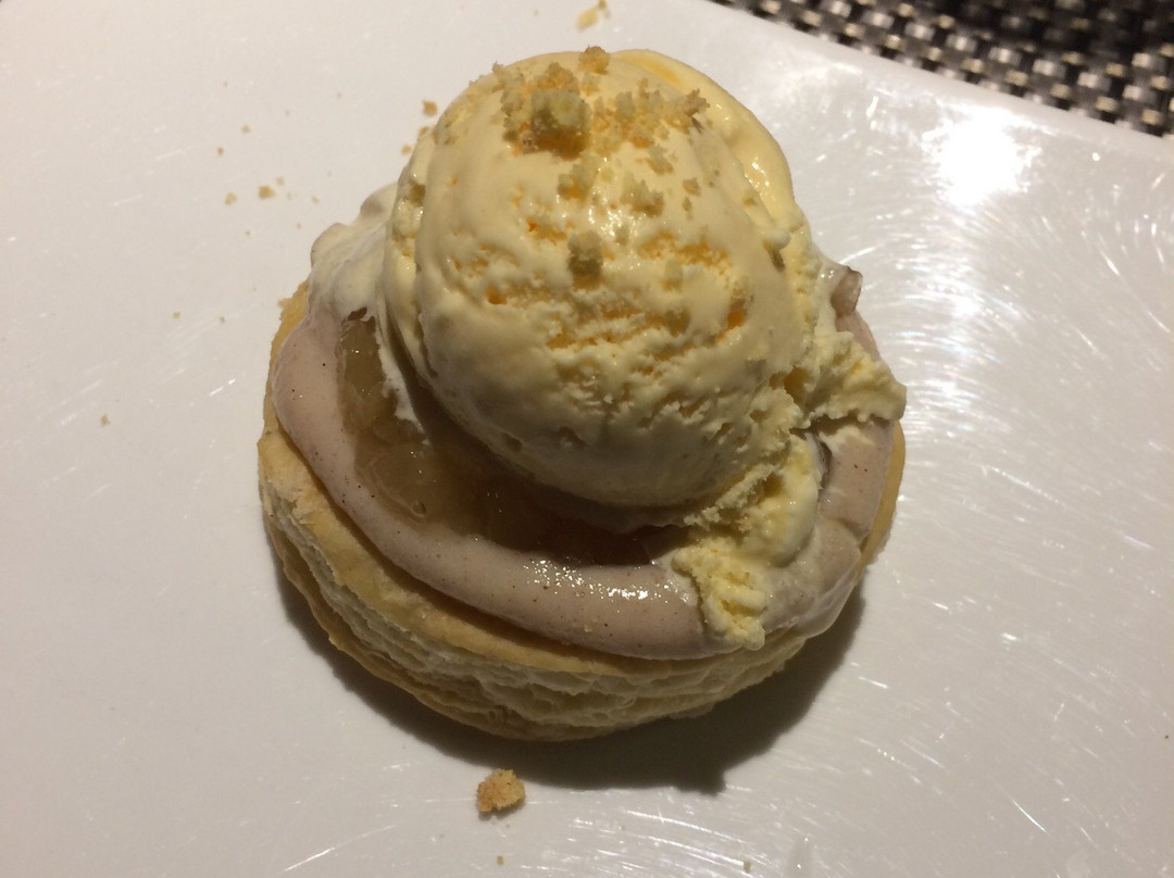 Exe Prisma Restaurant