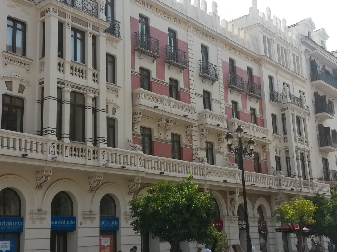 Edificio Santa LucIa-塞维利亚必去景点