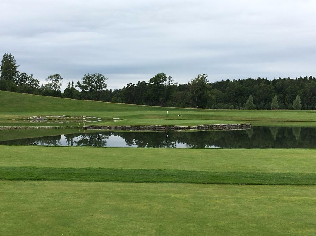 Bro Hof Slott Golfbanor-Bro必去景点