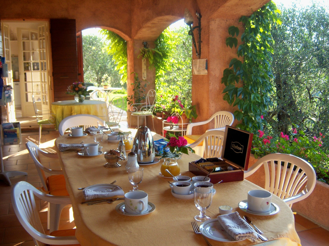 Le Rouret酒店住宿-la Bastide Rose de Mai