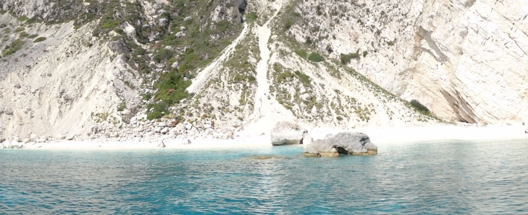 Aspri Ammos-Othonoi必去景点