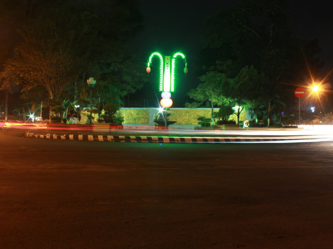 Jembatan Lama Kota Kediri-谏义里必去景点