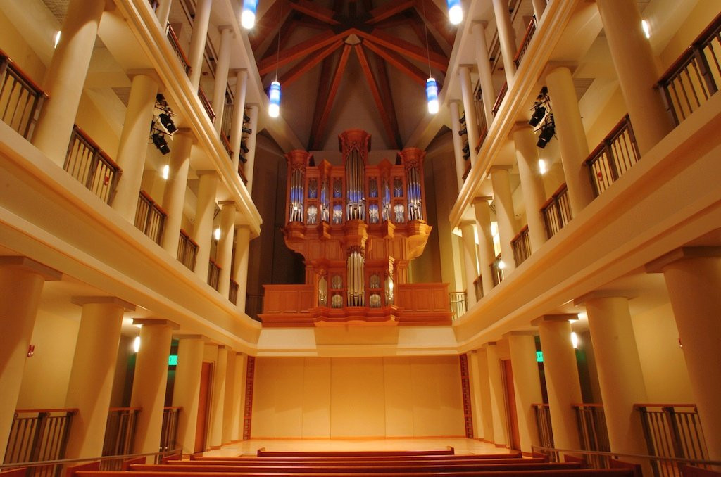 DeBartolo Performing Arts Center-南本德必去景点