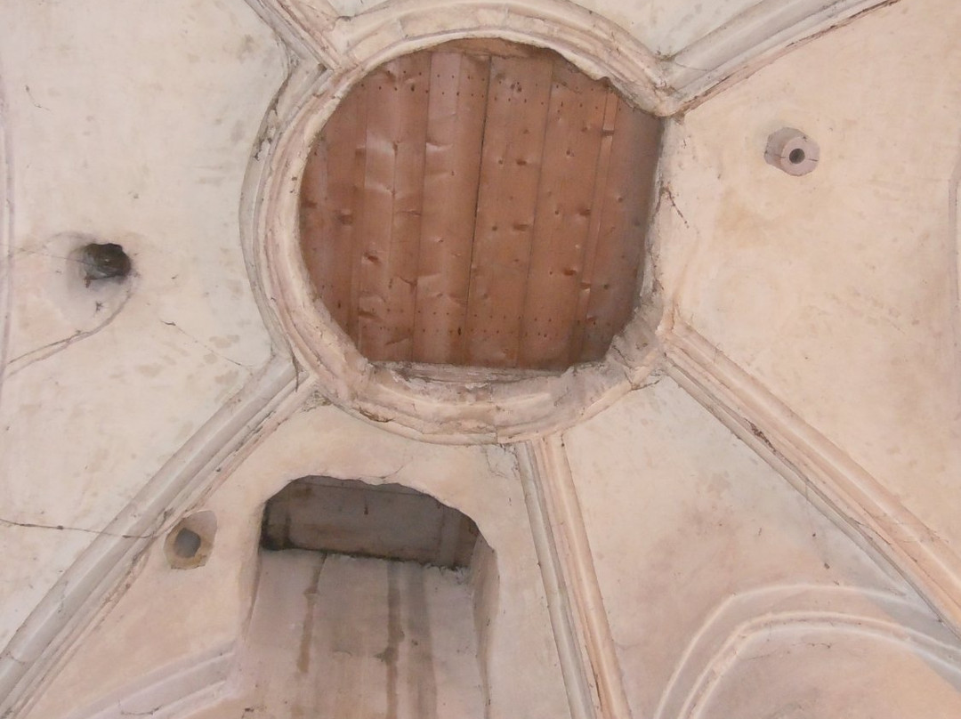 Église Saint Denys景点图片