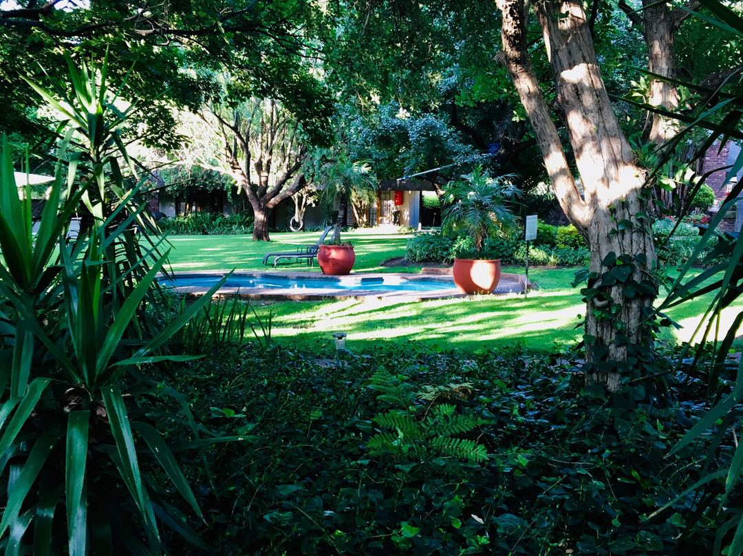 The Safari Club Guest Lodge主图