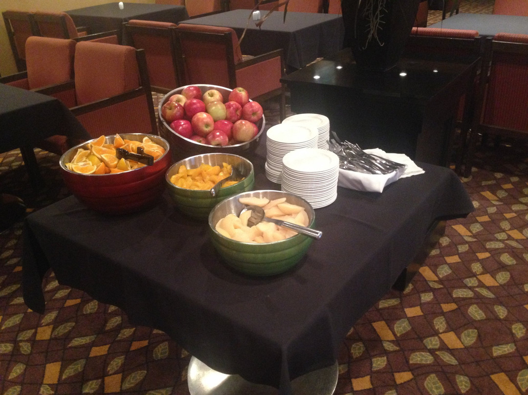 Vintners Poolside Grill