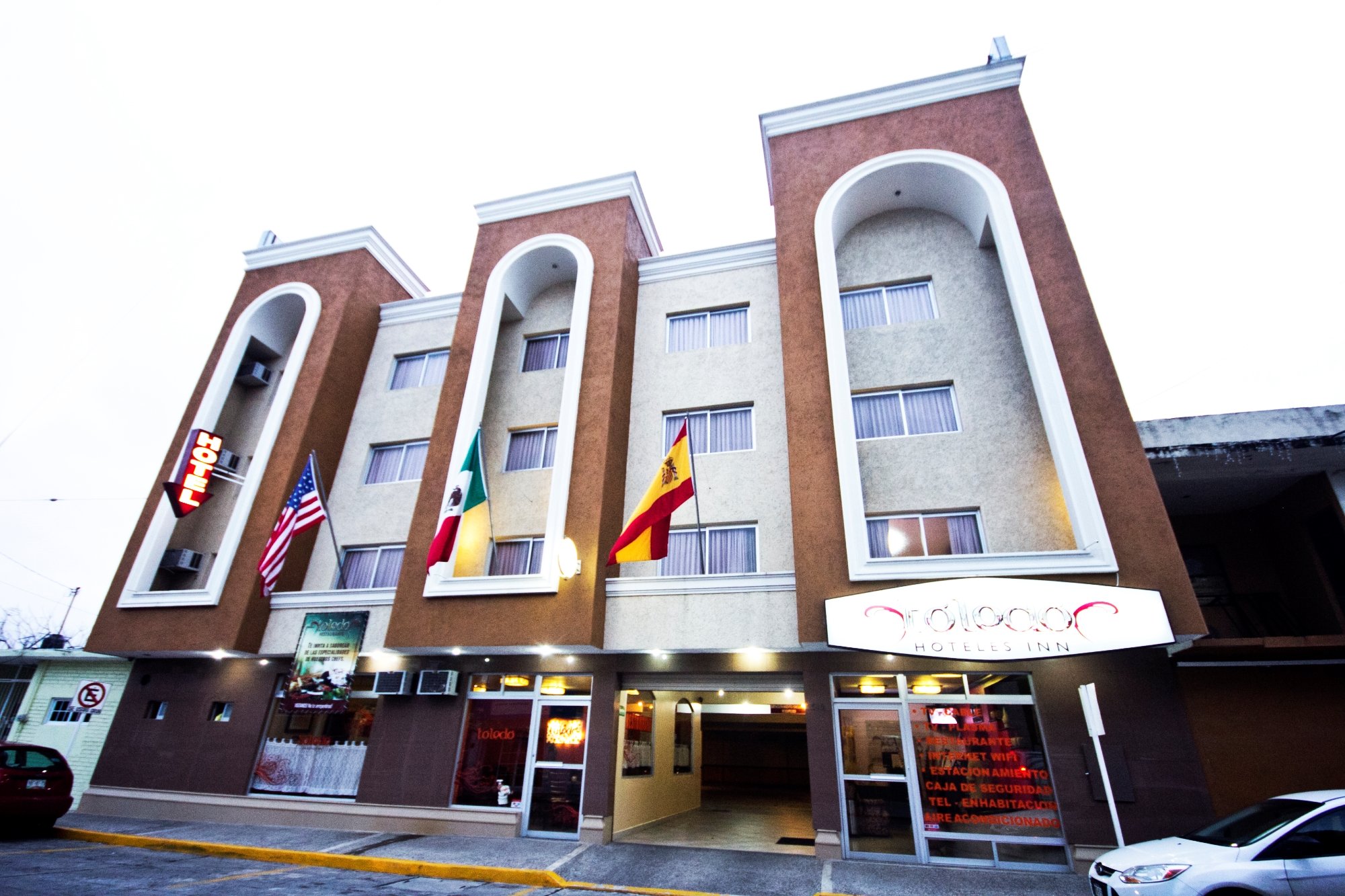 Toledo Hoteles Inn-浴室