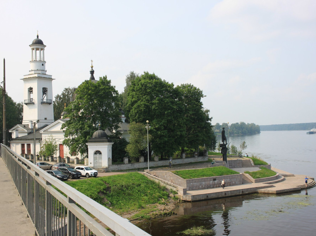 Church of St. Alexander Nevskiy景点图片