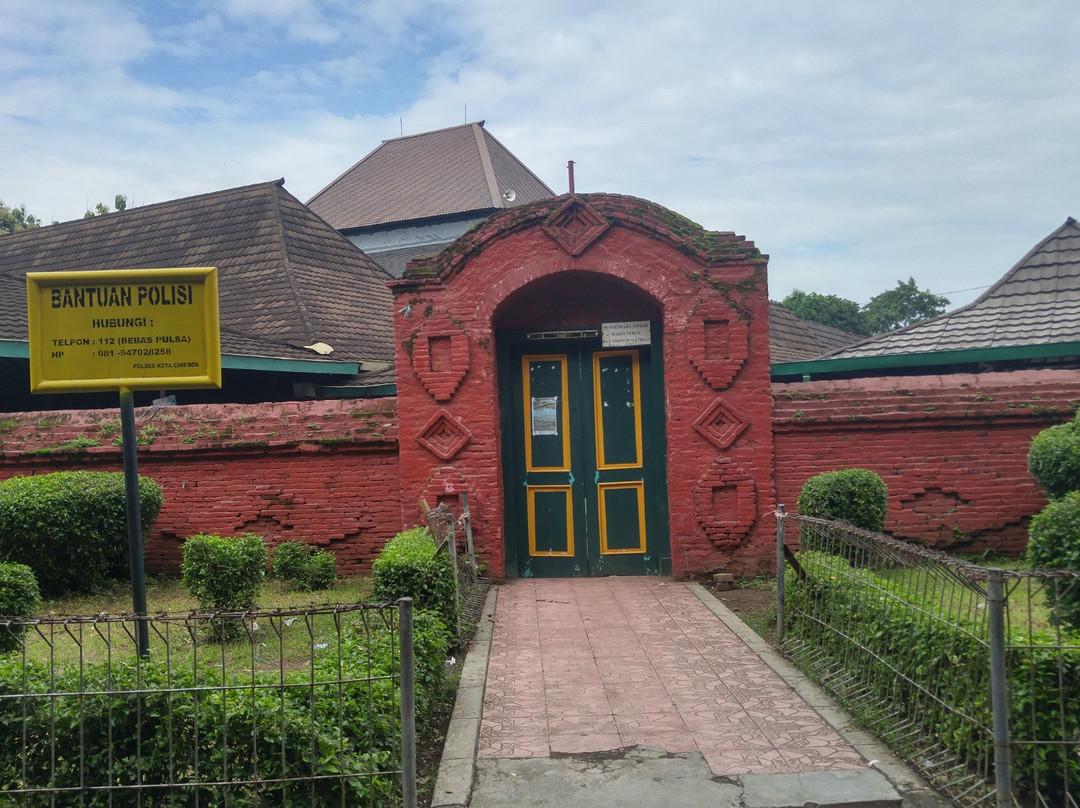 Masjid Agung Sang Cipta Rasa-井里汶必去景点