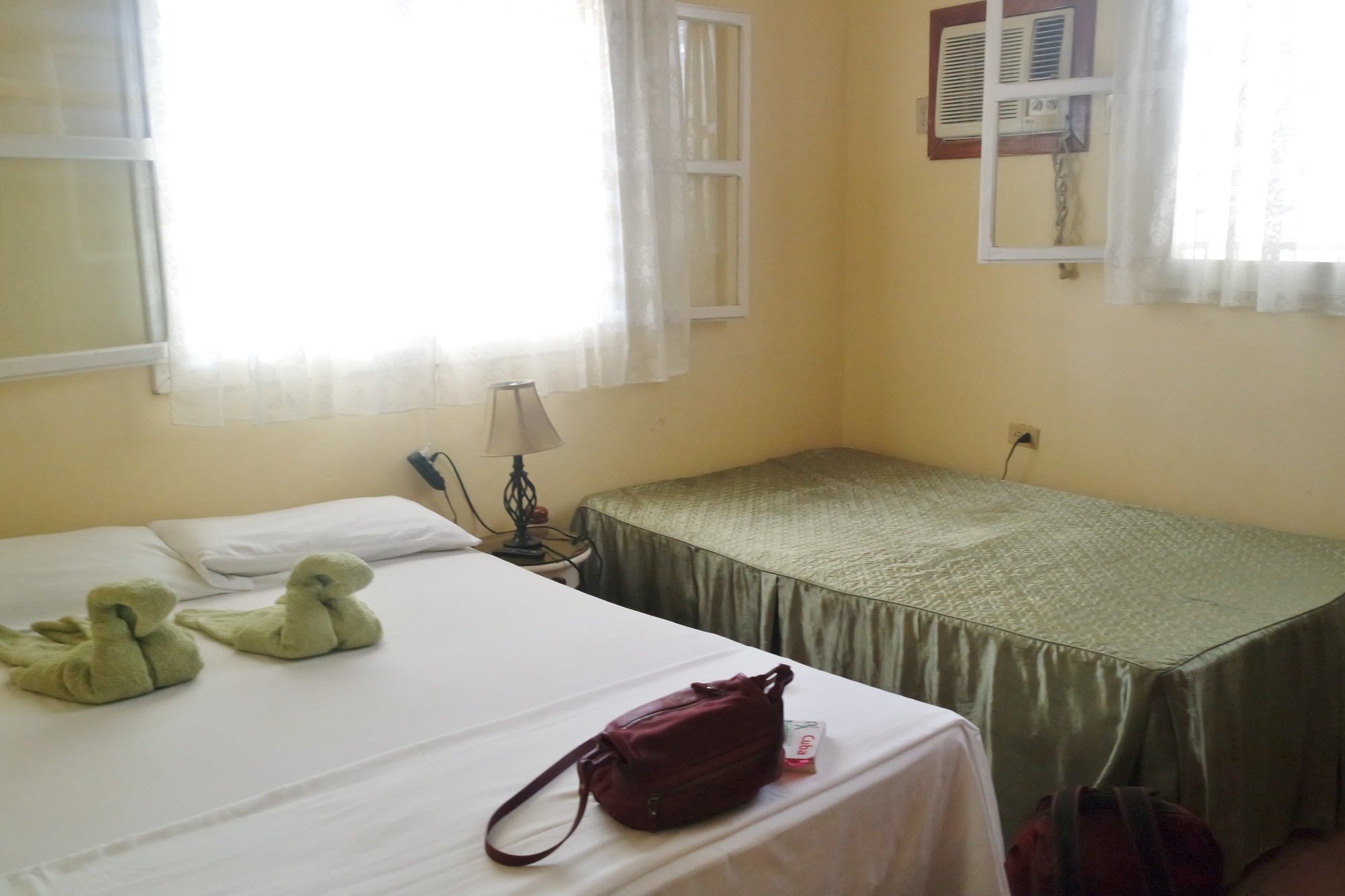 Casa Leon Leon-官方