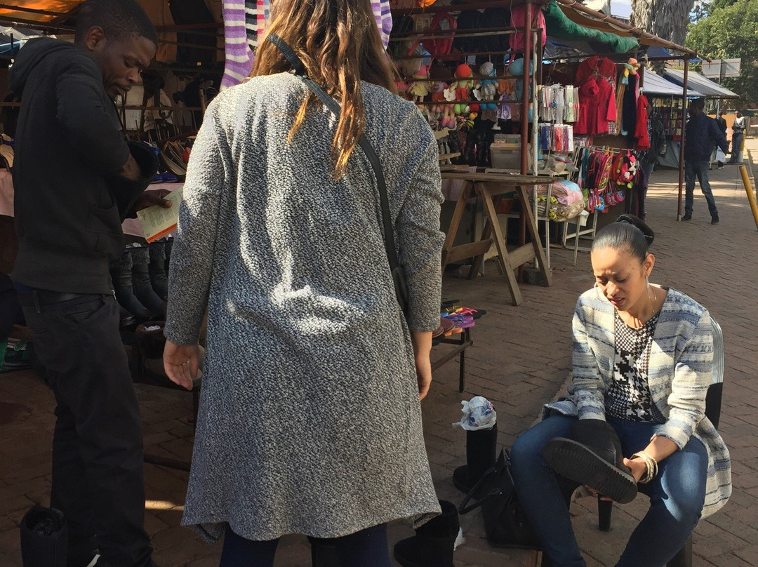 Avondale Flea Market景点图片