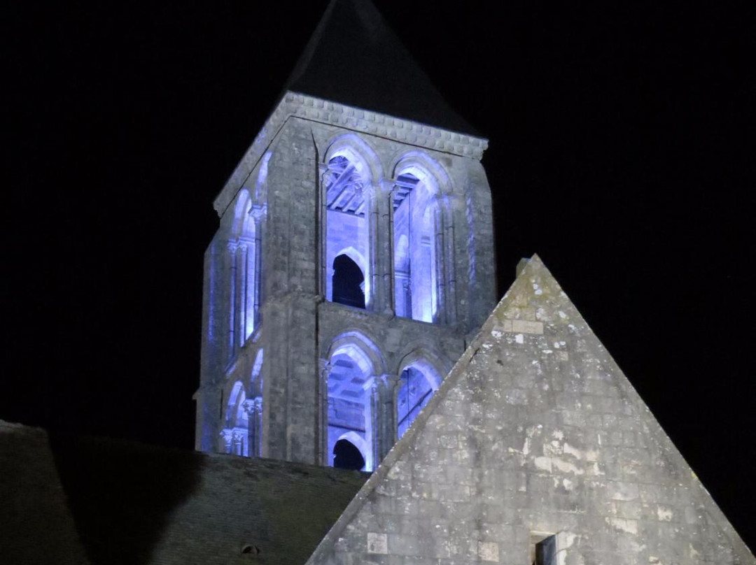 Eglise Notre Dame-Chateau-Landon必去景点