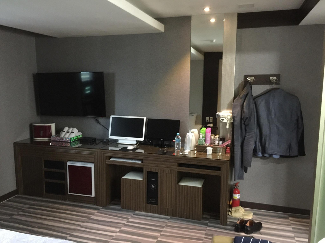 Hotel Chezelle主图