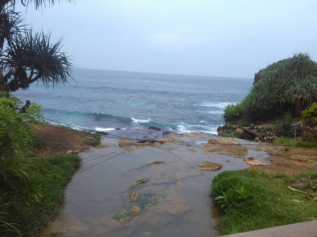 Jogan Beach景点图片
