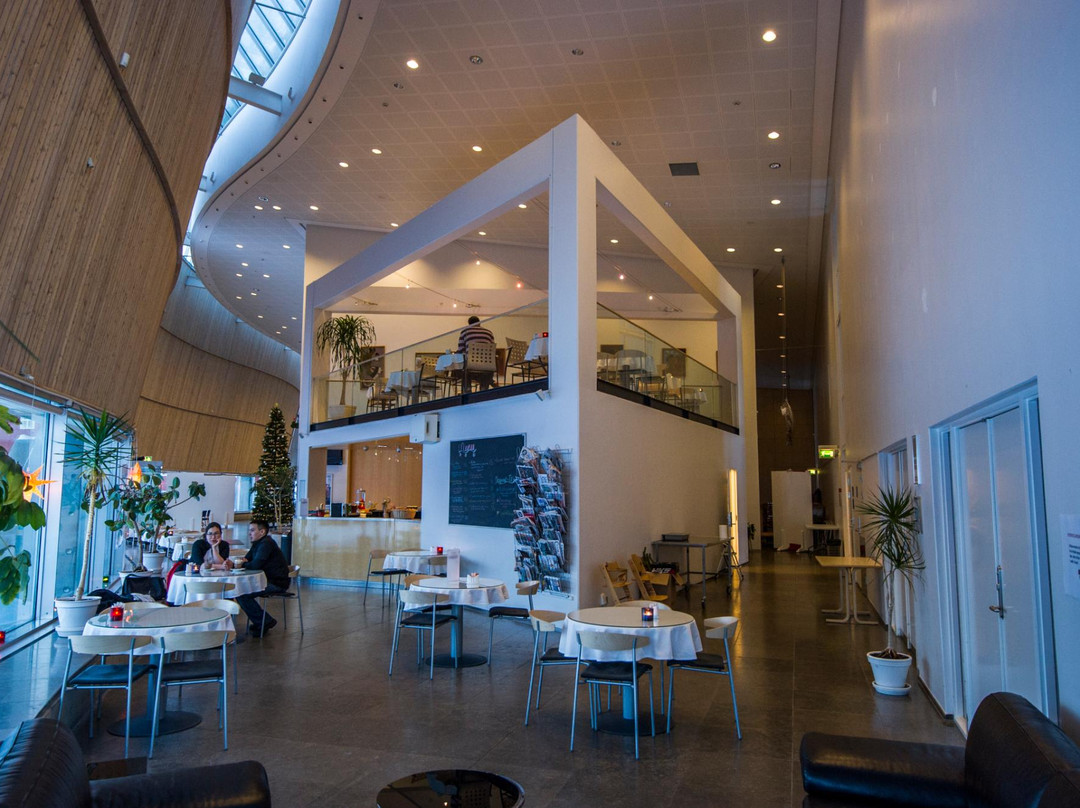 努克餐馆和美食-Cafetuaq