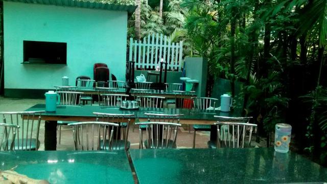 Shree Siddheshwar Hotels-餐饮