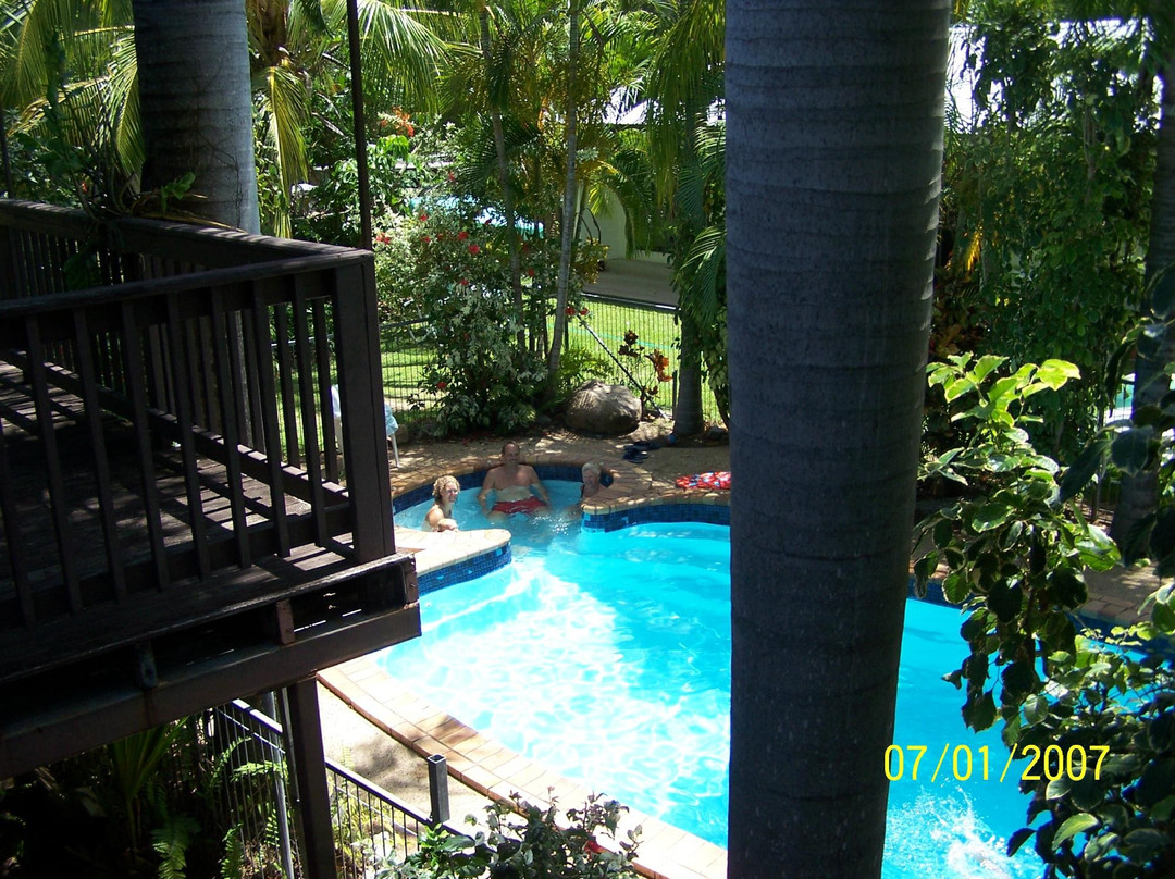 Magnetic Retreat Holiday Units主图