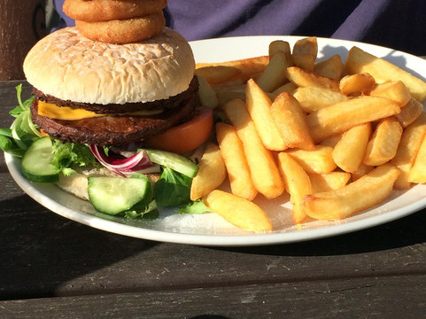 Hanham餐馆和美食-The Old Lock & Weir