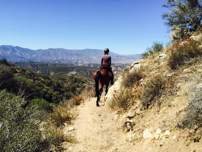 Running Horse Ranch景点图片