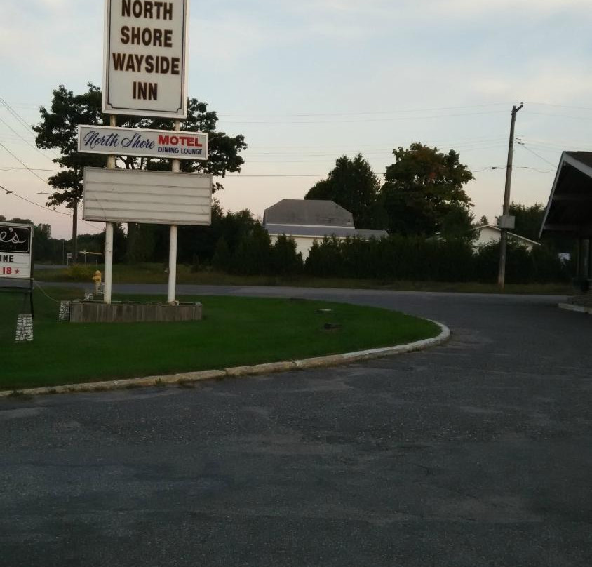 Northshore Wayside Inn主图