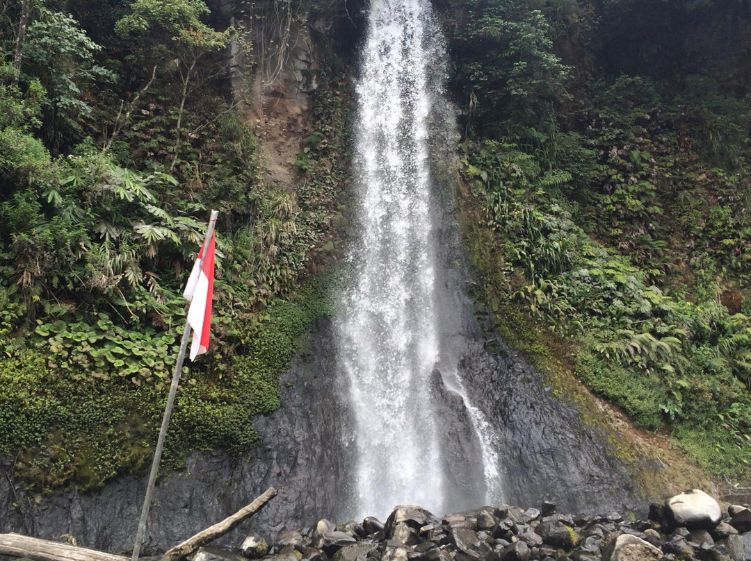 Cibeureum Waterfall景点图片