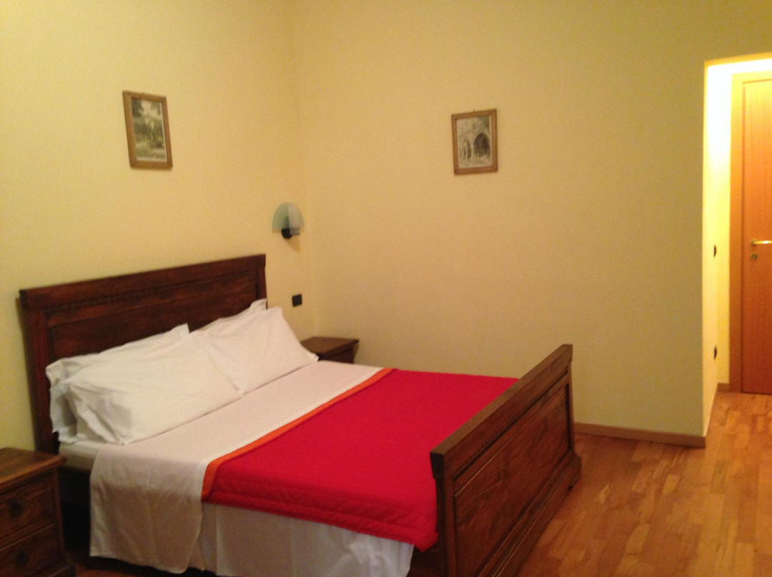 拉寇特德尔26酒店主图