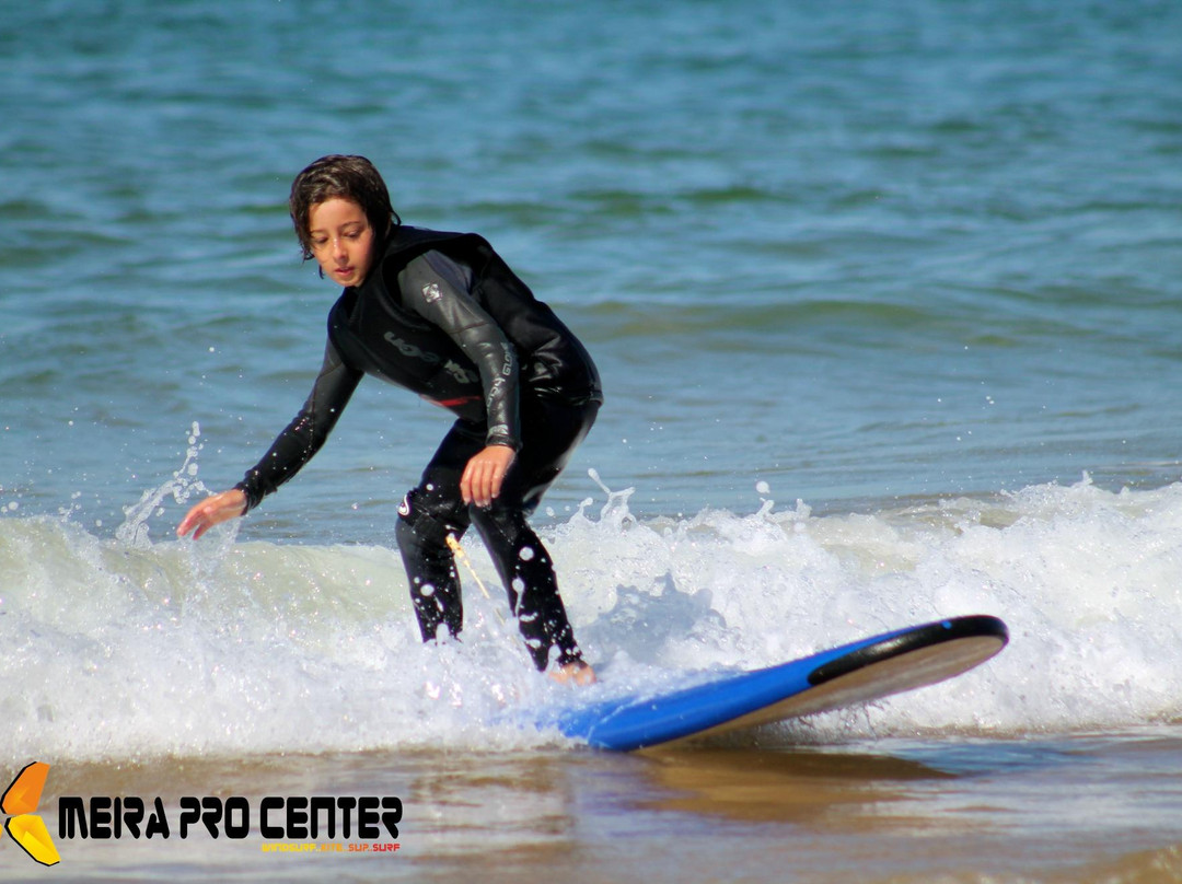 Escola Rui Meira Pro Center-塞新布拉必去景点