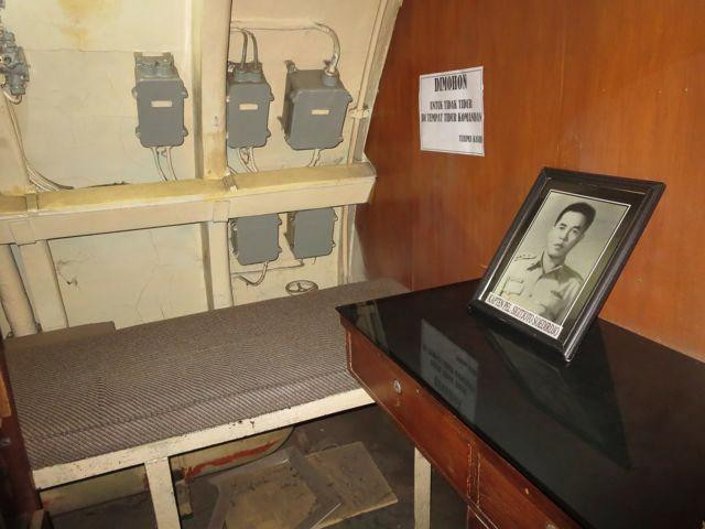 Monkasel (Submarine Monument)-泗水必去景点
