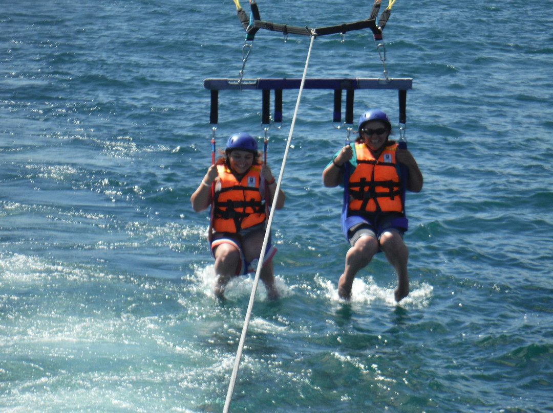 Pirate Parasailing-普孔必去景点