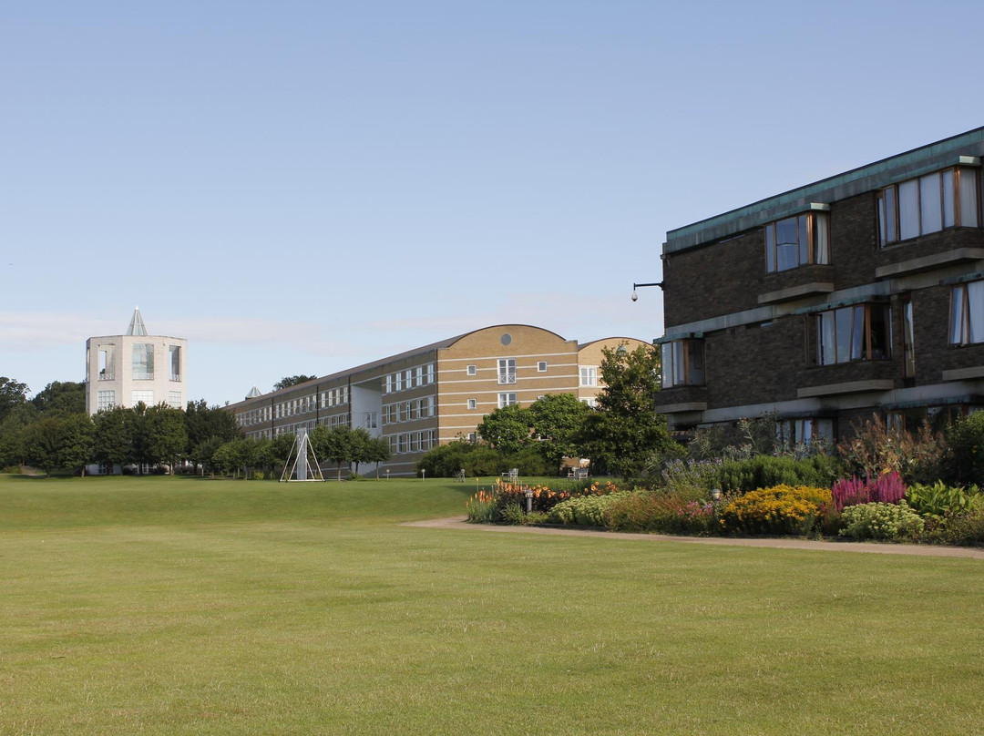 Churchill College景点图片
