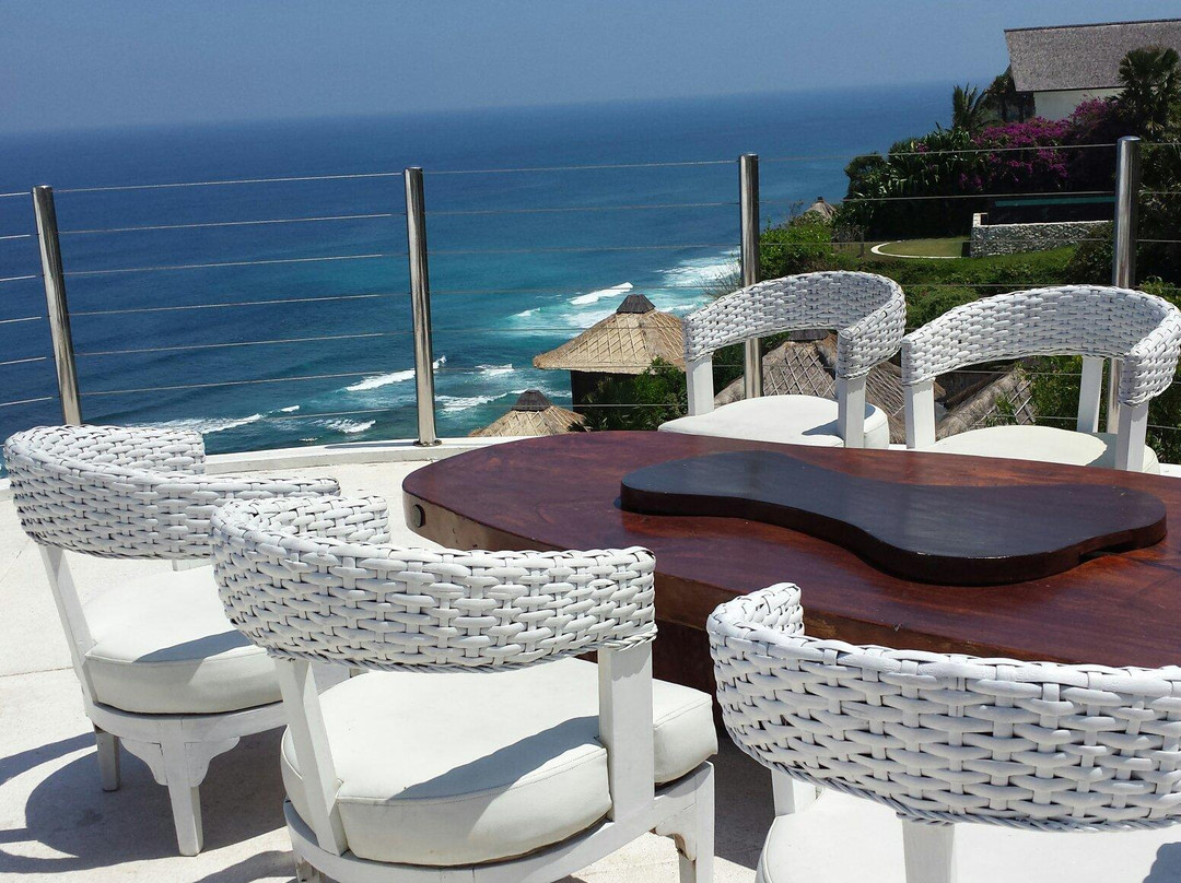 巴厘卡玛海滩-昂格桑必去景点