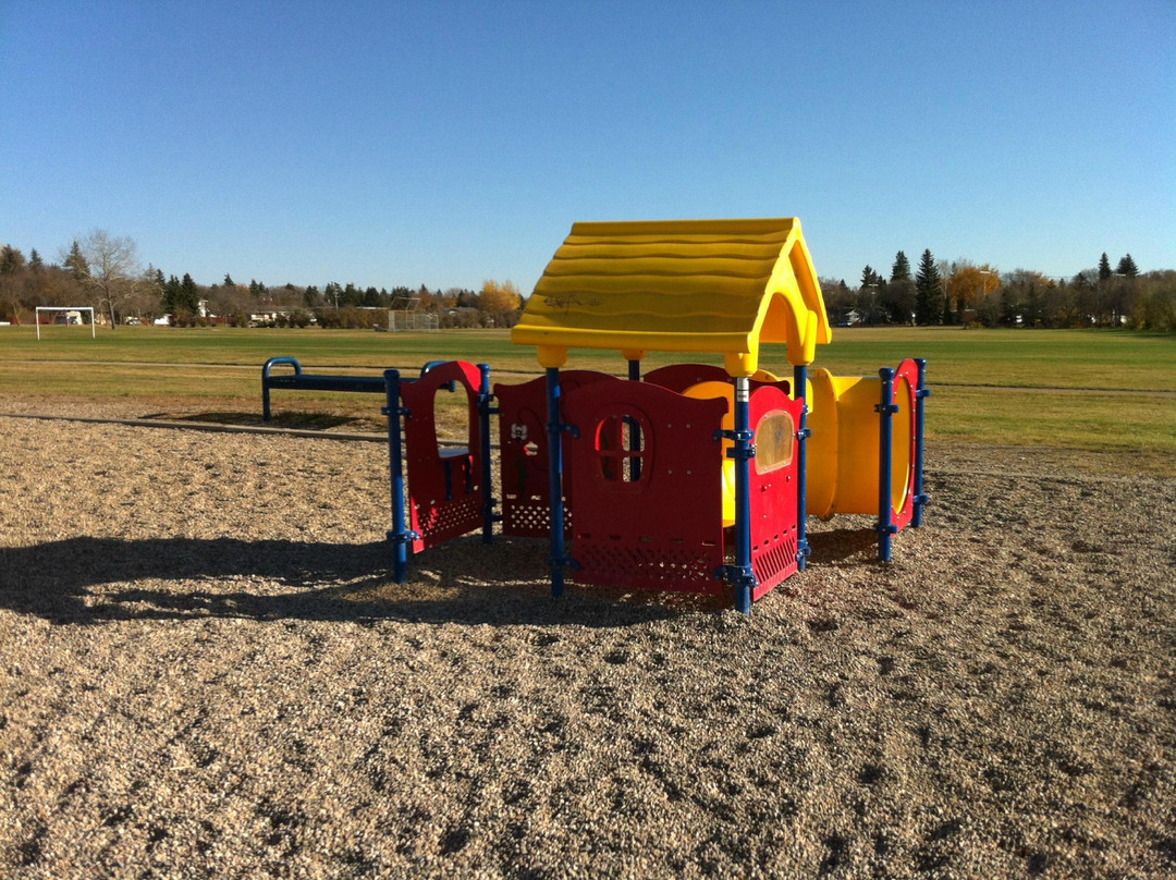 Kinsmen Park South-里贾纳必去景点