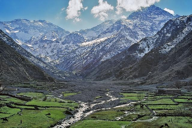 Toubkal Treks-伊姆利勒必去景点