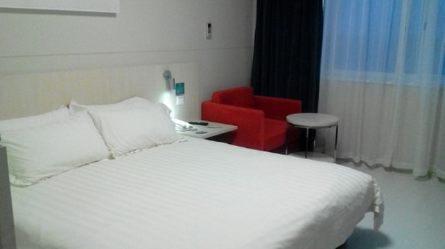 周口市酒店住宿-周口锦江之星八一大道川汇区政府店